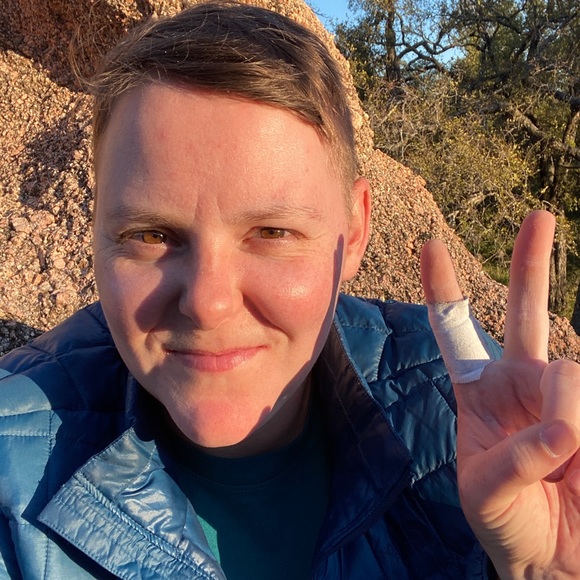 Meet your Posher, Heather - Picture 4 of 9